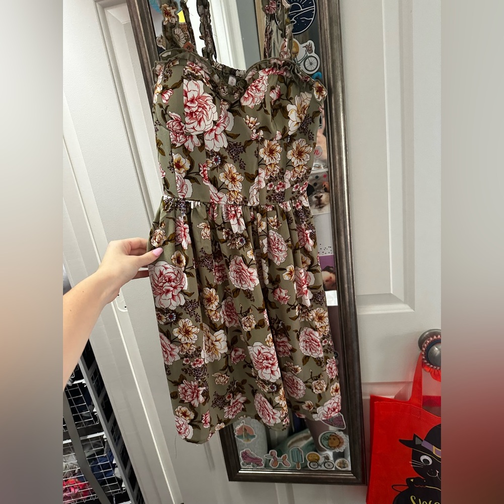 Woman's size extra small floral dress